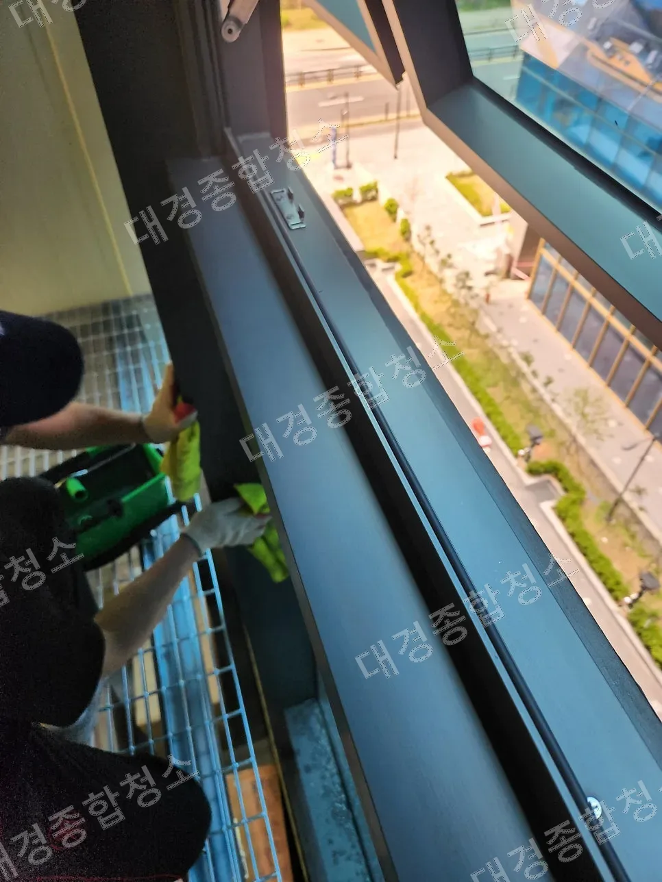 구로구 지식산업센터 공장 청소 대형 평수의 오피스 대청소 후기