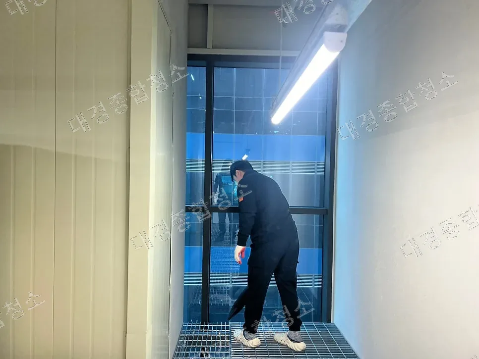 구로구 지식산업센터 공장 청소 대형 평수의 오피스 대청소 후기