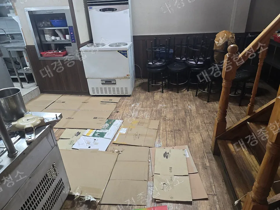미추홀구 주안동 식당 바닥청소 왁스코팅을 통해 깔끔하게!