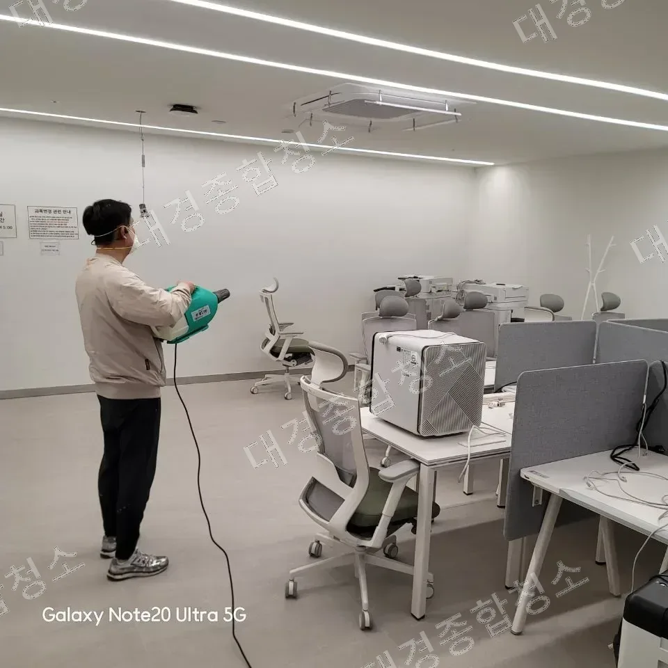 냄새 제거 공법 비교 &ndash; 화재, 담배, 반려동물 냄새까지 싹!｜대경종합청소