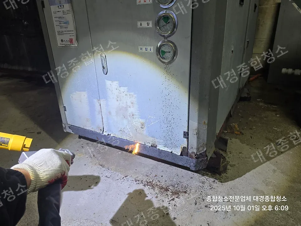 산업설비 녹제거 레이저 클리닝을 통한 특수청소 작업